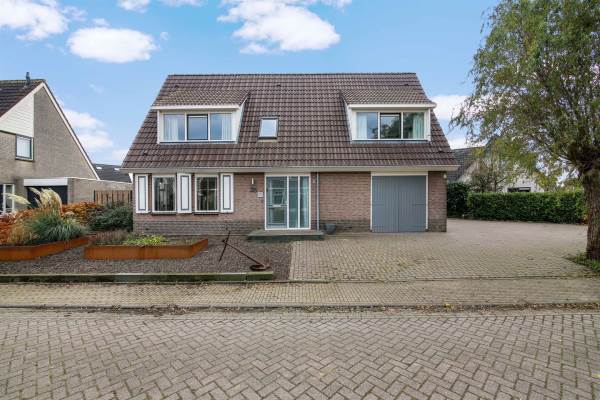 Woning Dokter Idzerdastrjitte 25 Akkrum