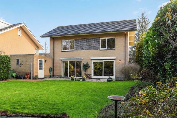 Woning Maandenweg 28 Almere