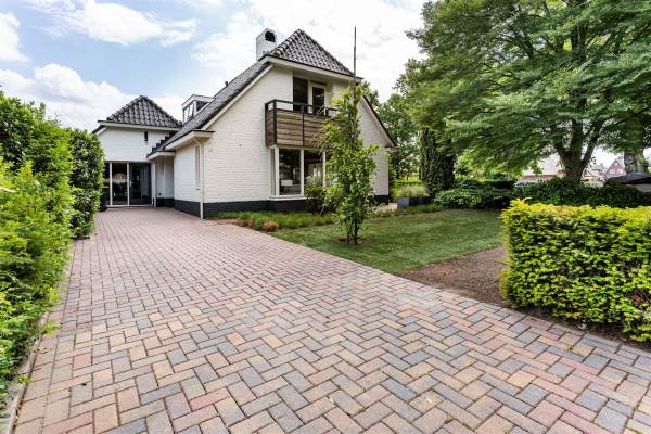 Woning Larenseweg 100 Holten