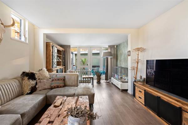 Woning Bachstraat 50 Vlaardingen