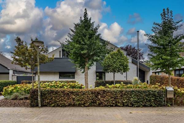 Woning Weidedreef 17 Koudekerk aan den Rijn