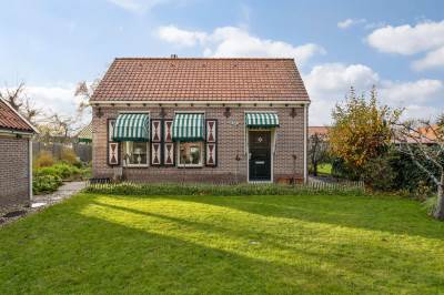 Woning Julianastraat 12 Scharendijke