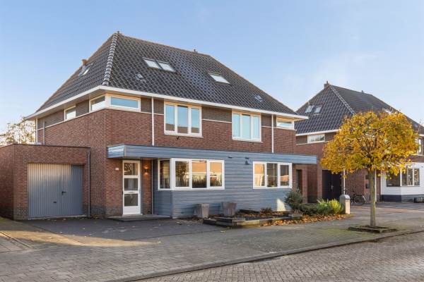 Woning Sperwerlaan 102 Leerdam