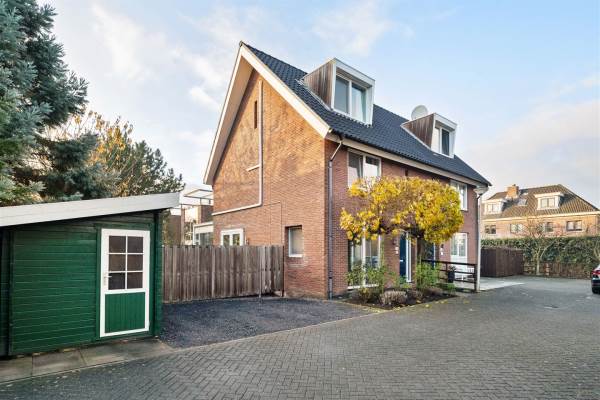Woning Lilian Ngoyiweg 164 Rotterdam