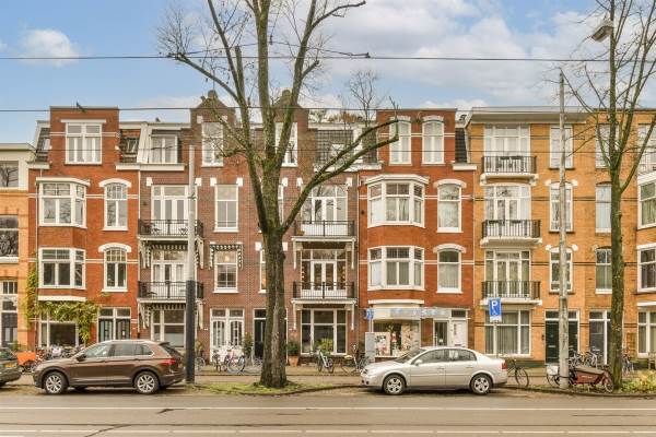 Woning Middenweg 1391 Amsterdam