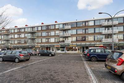 Woning dr. Wiardi Beckmansingel 147 Vlaardingen