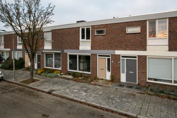 Woning van der Duyn van Maasdamstraat 52 Nijmegen
