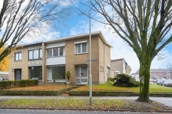 Woning Hendrik van Veldekestraat 23 Brunssum