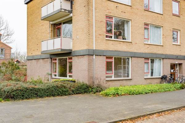 Woning Berkenlaan 64A Hoogland