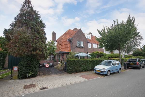 Woning Van Ostadelaan 37 Hilversum