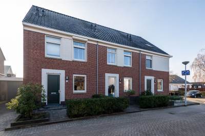 Woning Prinses Beatrixstraat 14 Oud-Alblas