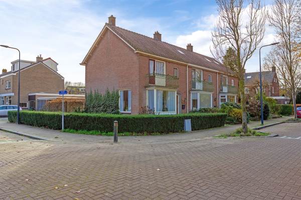 Woning Vijverlaan 15 Bodegraven