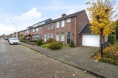 Woning Azaleastraat 24 Hoek