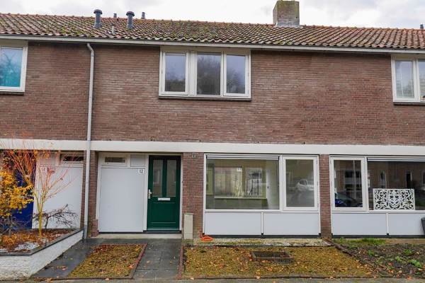 Woning Kerkstraat 12 Luttelgeest
