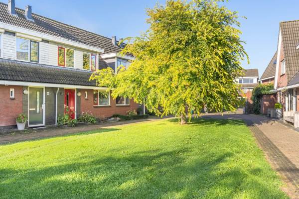 Woning Blauwgras 30 Houten