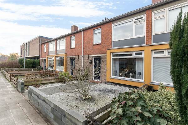 Woning Azaleastraat 22 Winschoten