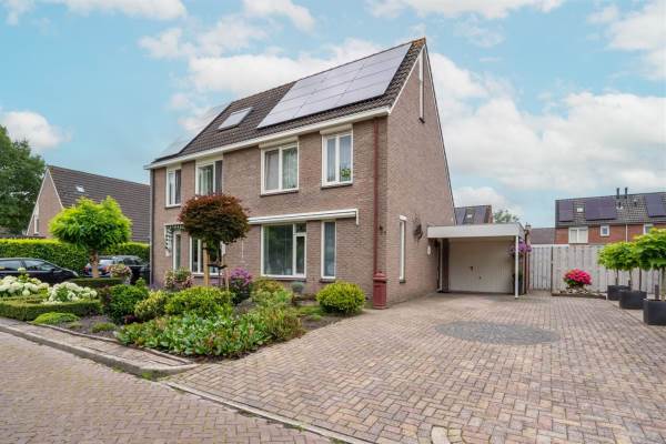Woning Velthoek 28 Veendam