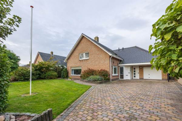 Woning Frederik Hendrikstraat 2 Vroomshoop