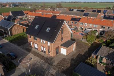 Woning Adrianus van Vugtstraat 9 Strijensas