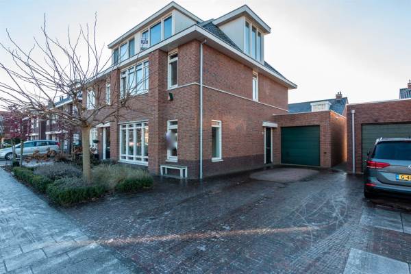 Woning Willem Hogenhoeklaan 64 Spijkenisse