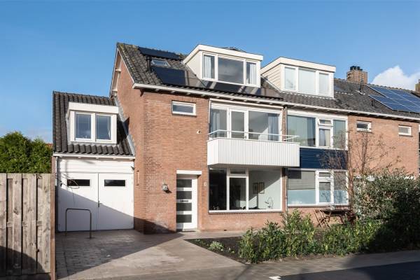 Woning Hogerlustlaan 1 Ouderkerk aan de Amstel