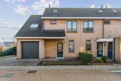 Woning Willem Dreeshof 40 Alblasserdam