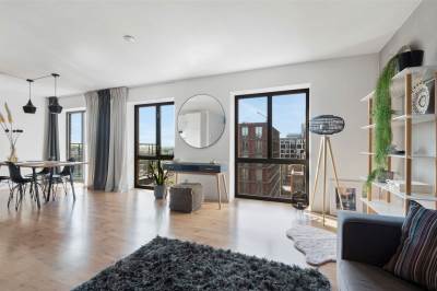 Woning Veembroederhof 186 Amsterdam