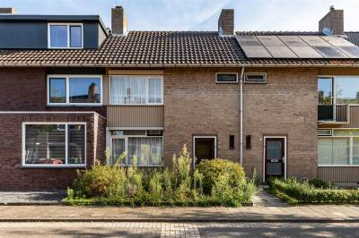 Woning Pastoor W. Hellemonsstr 15 Best