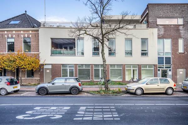 Woning Hoge Rijndijk 88 Leiden