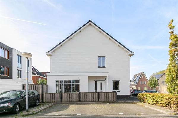 Woning Latijnzeil 3 Almere
