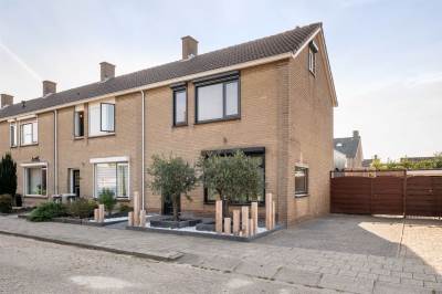 Woning Burgemeester van Lichtenbergstraat 10 Tholen