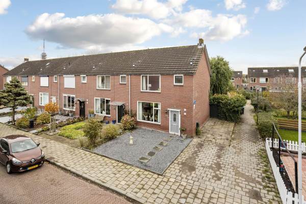 Woning Cort van der Lindenstraat 214 Goes