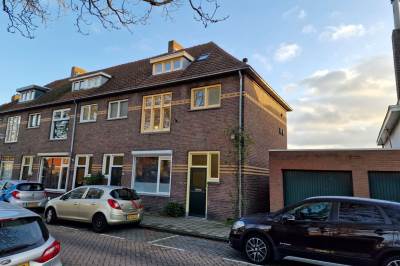 Woning St. Antoniusplein 12 Waalwijk