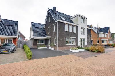 Woning Rietzanger 10 Hendrik-Ido-Ambacht