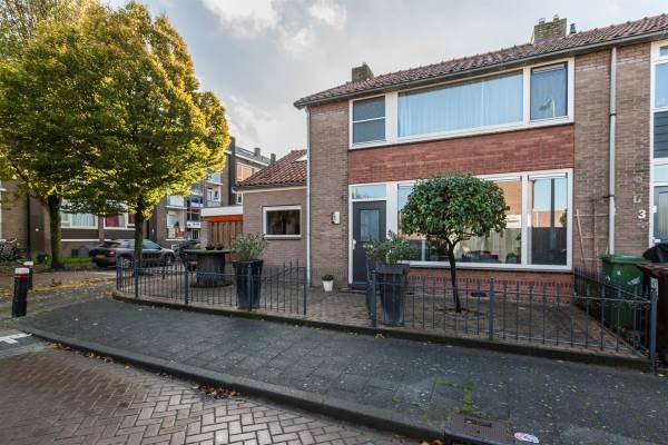 Woning Barentszstraat 1 Alphen aan den Rijn