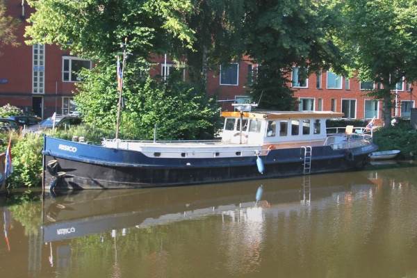 Woning Dr. C. Hofstede de Grootkade 1002 Groningen