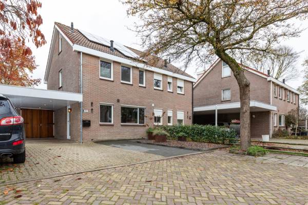 Woning Johan Buziaustraat 151 Hengelo (OV)
