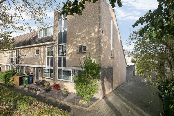 Woning Glenn Millerweg 104 Almere