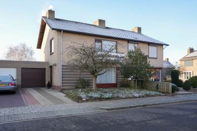 Woning Waalsserstraat 8 Moorveld