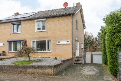 Woning Burg. Mannensstraat 19 Nuth