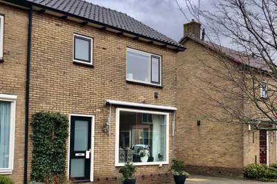 Woning Dr. Berend ten Broeckestraat 10 Steenwijk