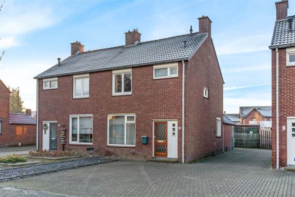 Woning Sint Vitusstraat 25 Well (LI)