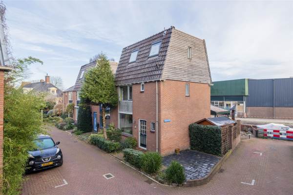 Woning Rijnstraat 18 Zoeterwoude