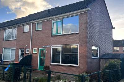 Woning Anjelierlaan 24 Lutjebroek