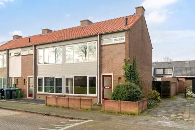 Woning Wielewaallaan 13 Tiel