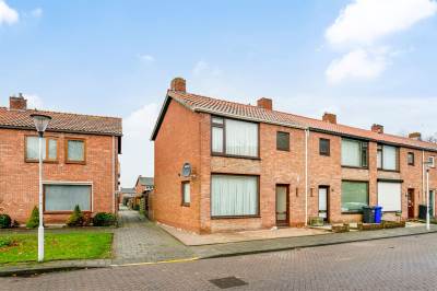 Woning Oranjestraat 13 Sas van Gent