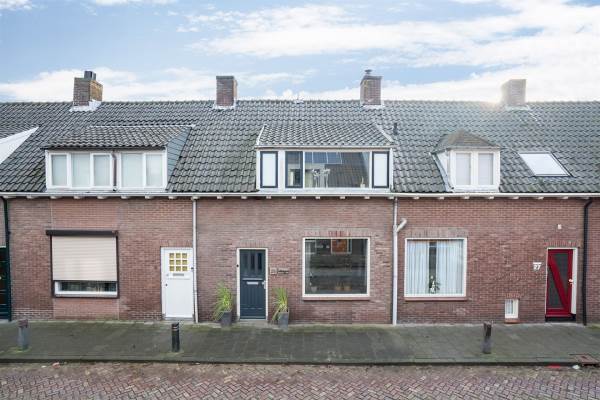 Woning Langenoordstraat 25 Zevenbergen