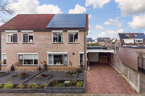 Woning De Jachtvalk 90 Almelo