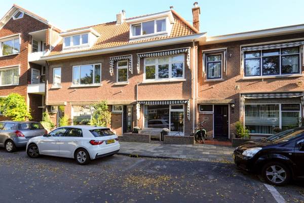 Woning Ieplaan 127 Den Haag