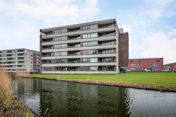 Woning Lokkertsemolenweg 170 Hoogvliet Rotterdam